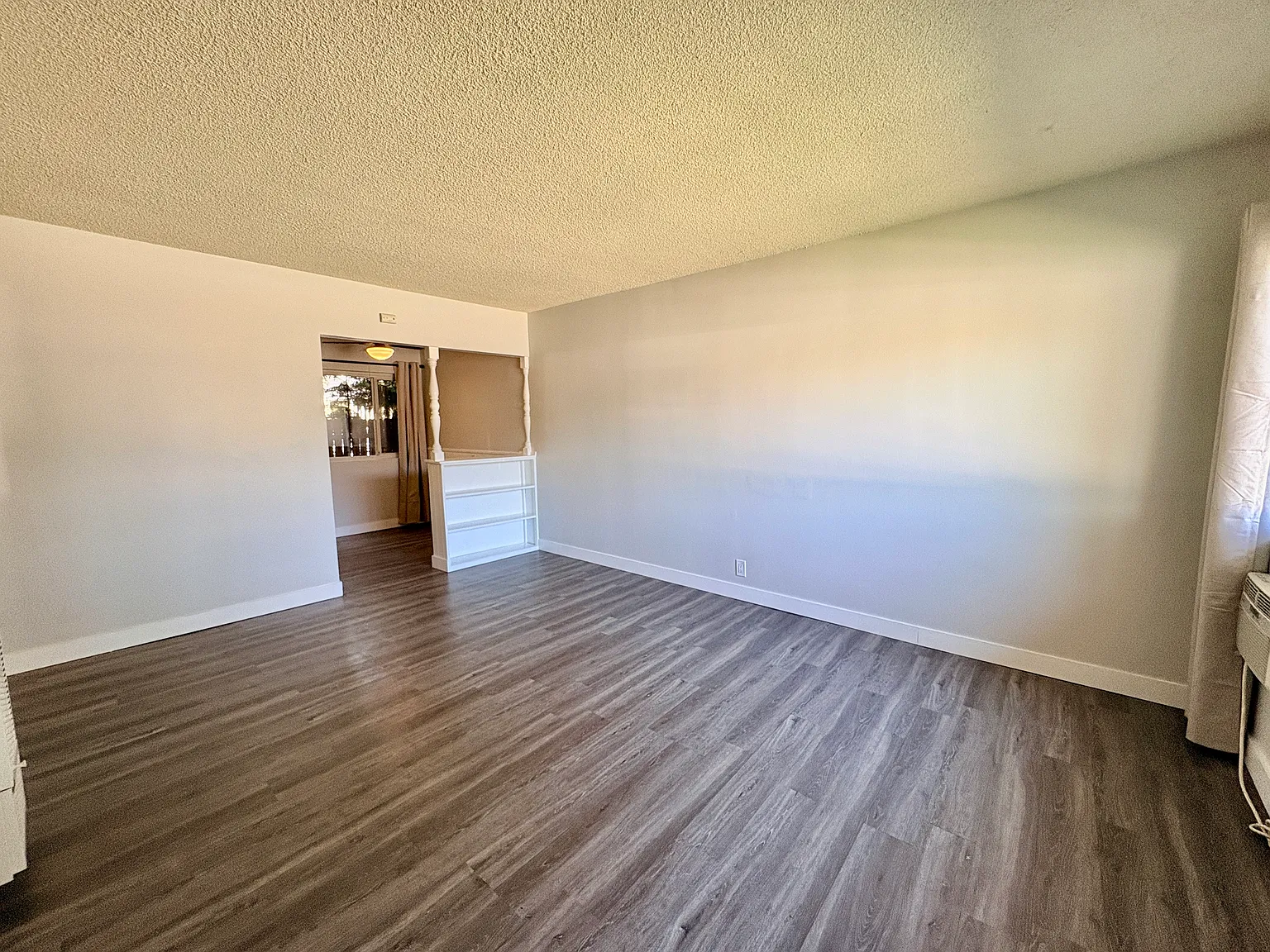 1 bed, 500 sqft, $1,800 — Photo 2