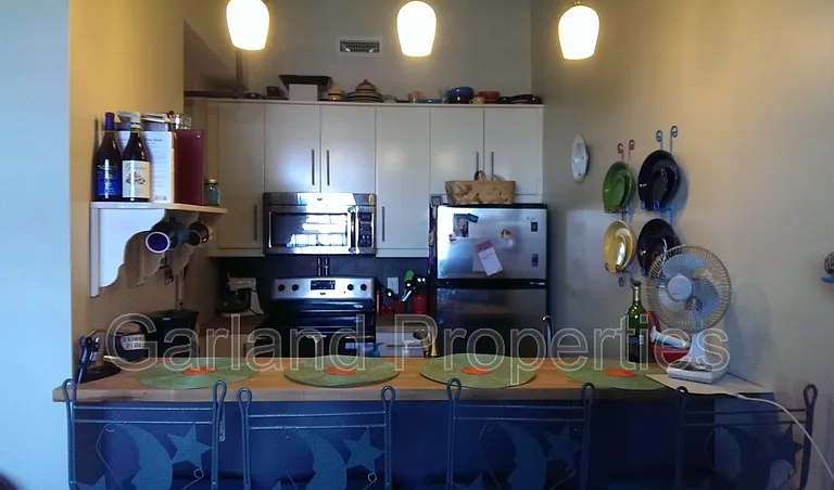 425 Campbell Ave SW #103 — Photo 2