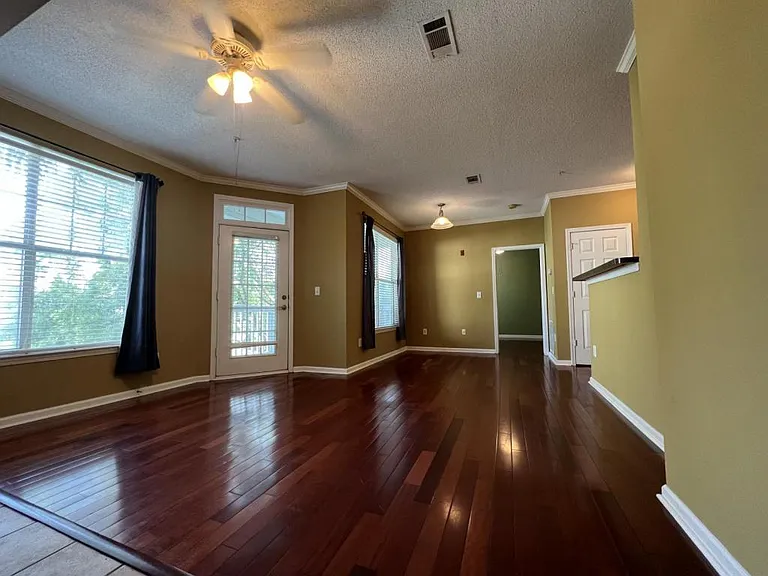 45 Sycamore Ave #424 — Photo 3