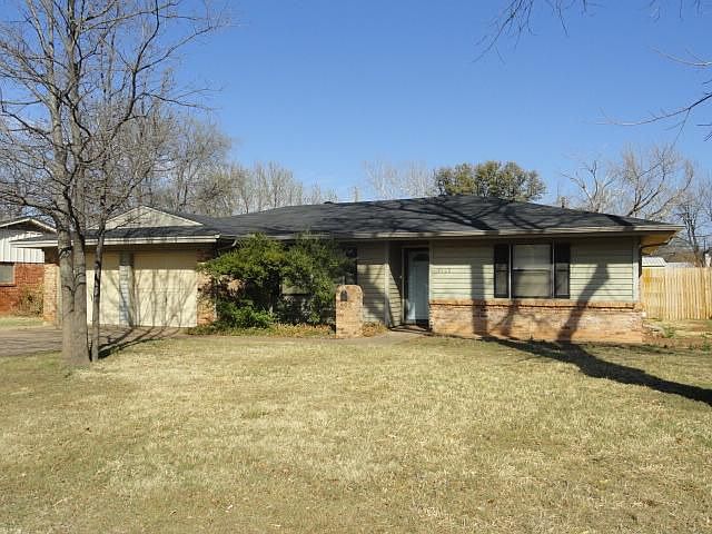 1st image of 1425 Westwood Dr