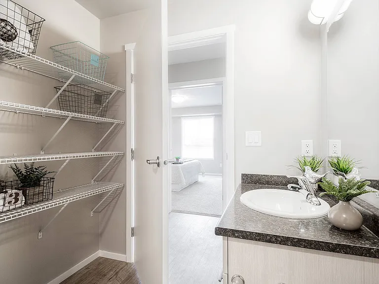 525 Cabot Lndg W — Photo 12
