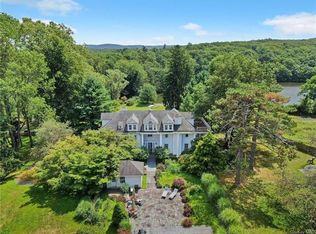 64 Sapphire Rd, Monroe, NY 10950