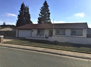 8930 Clancys Ct, Elk Grove, CA 95624