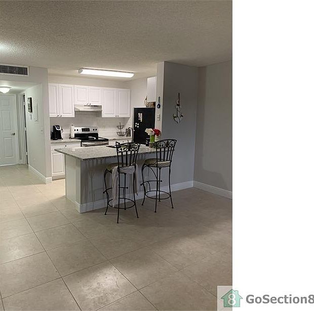 1st image of 1630 Meadows Cir W #1630