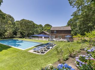 17 Wooded Path, Sag Harbor, NY 11963