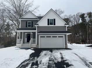 65 Bartlett St, Chelmsford, MA 01824