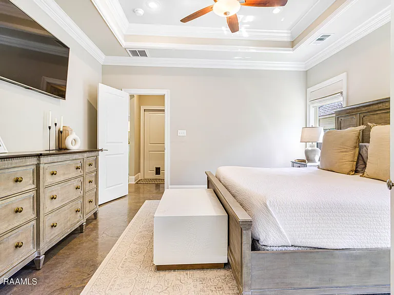 500 Bateleur Way — Photo 17