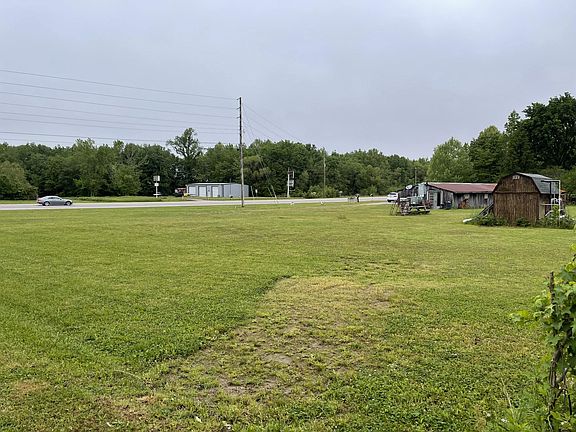 4th image of 4018 Highway 43 N