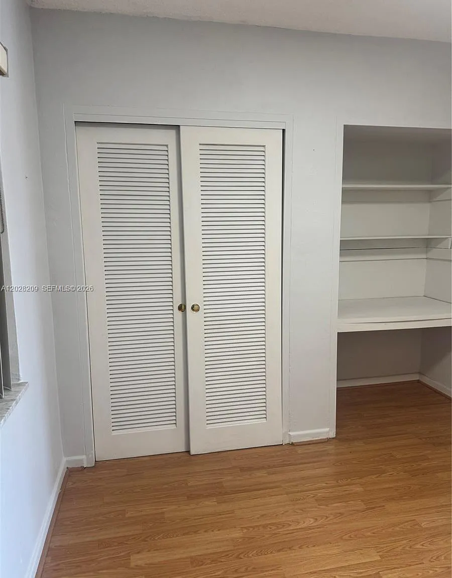Summit Condo — Photo 4