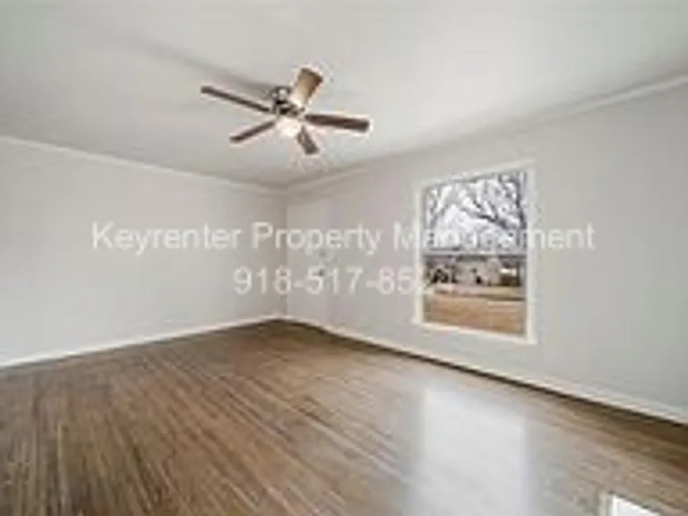 537 S Marion Ave — Photo 11