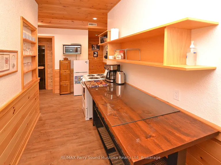 77 Amorak Trl — Photo 18