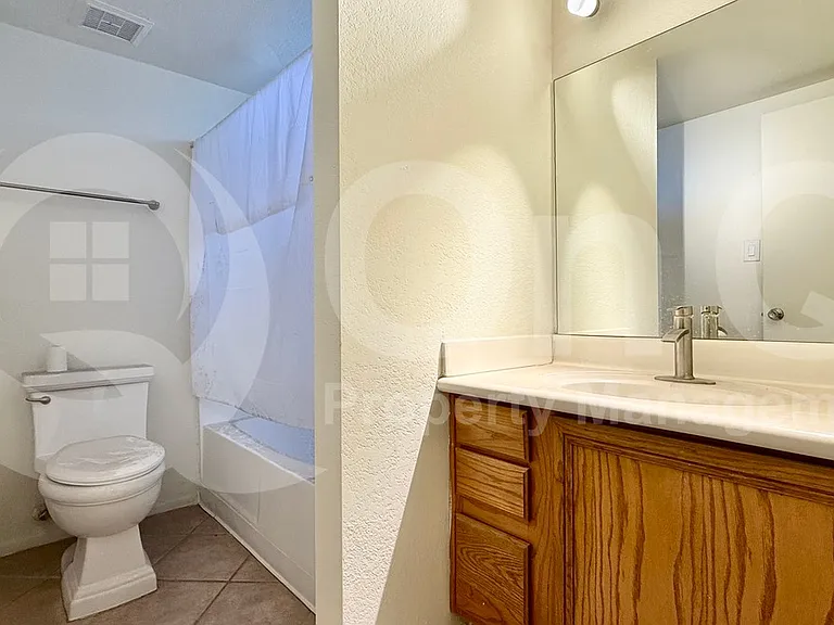 5757 W Eugie Ave #1013 — Photo 15