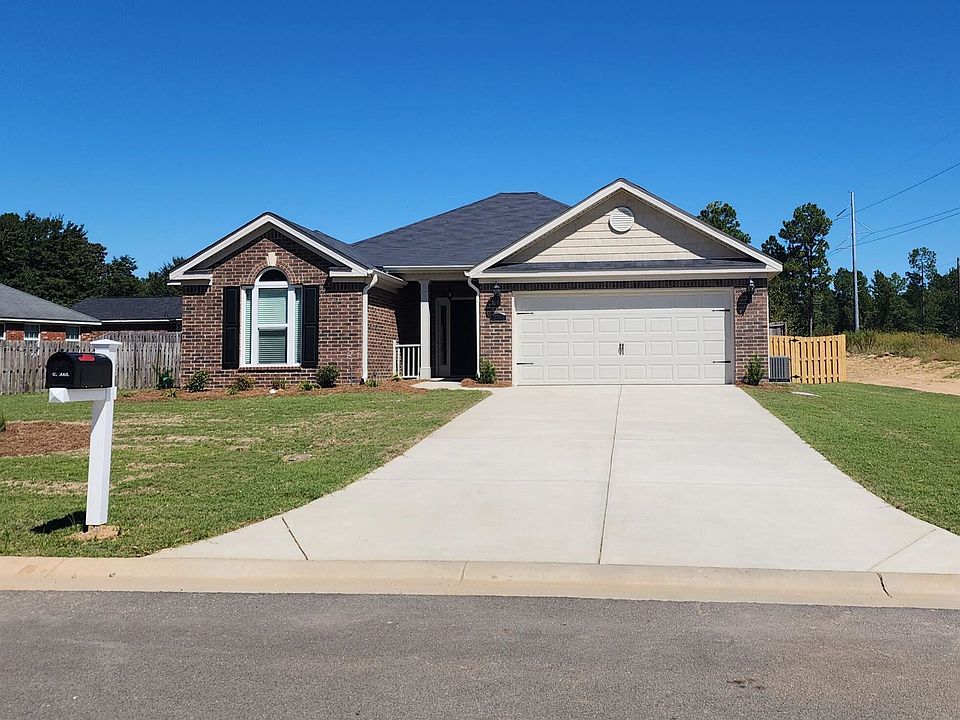 1st image of 2517 Fieldcrest Dr S