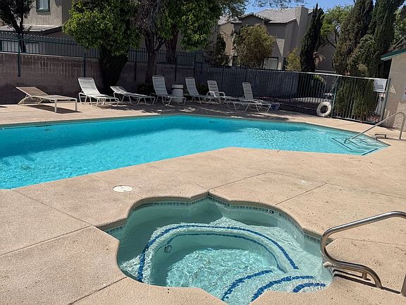 2nd image of 5271 Lindell Rd Unit 202
