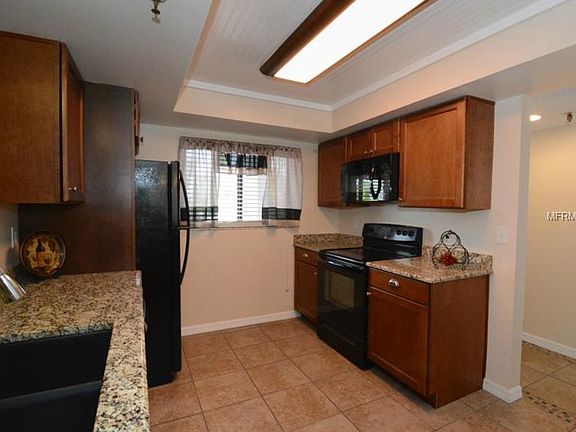4th image of 1166 Carmel Cir APT 410