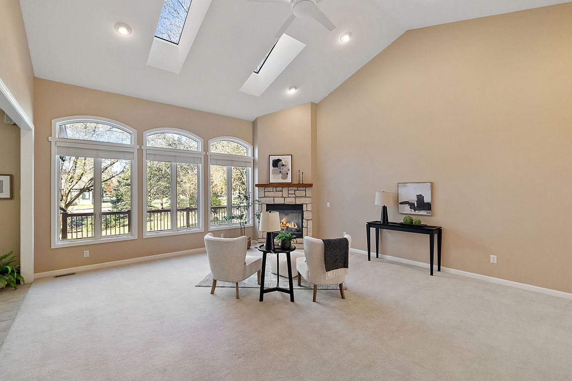 next background image