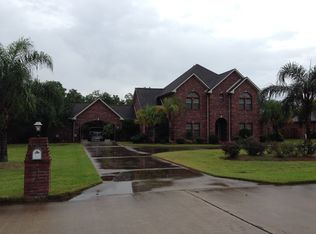 3709 Kellner Rd, Dickinson, TX 77539