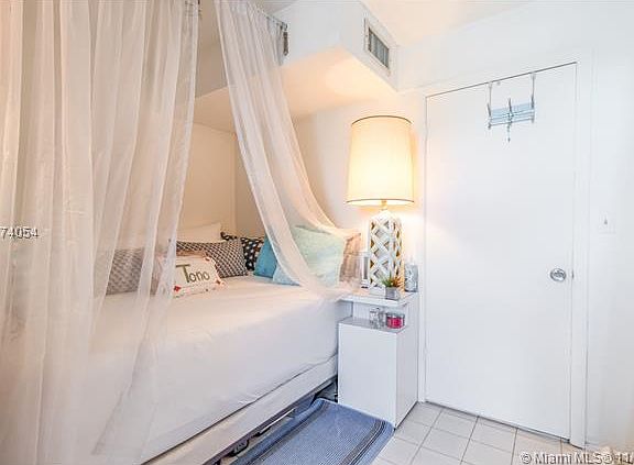 5th image of 1000 Michigan Ave APT 709