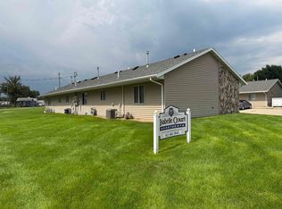 1201-1203 Isabelle Cir, Norfolk, NE 68701