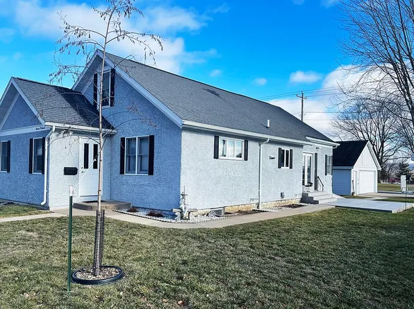 1107 Washington St, Bellevue, IA 52031