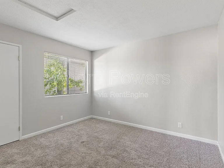 3180 Country Club Dr #3B — Photo 6