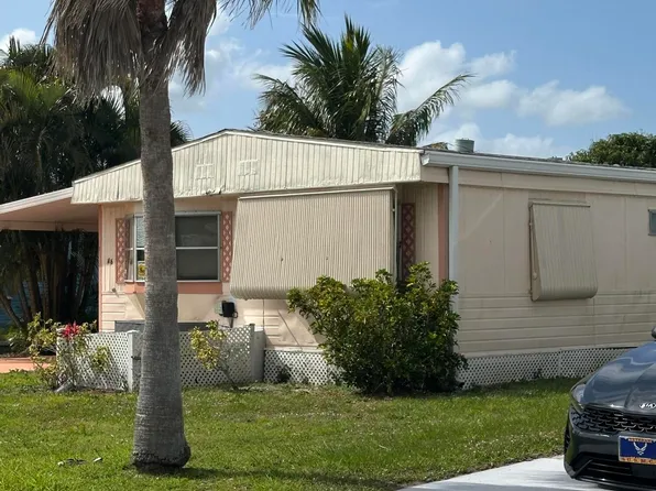 46 Spanish Way, Port St Lucie, FL 34952