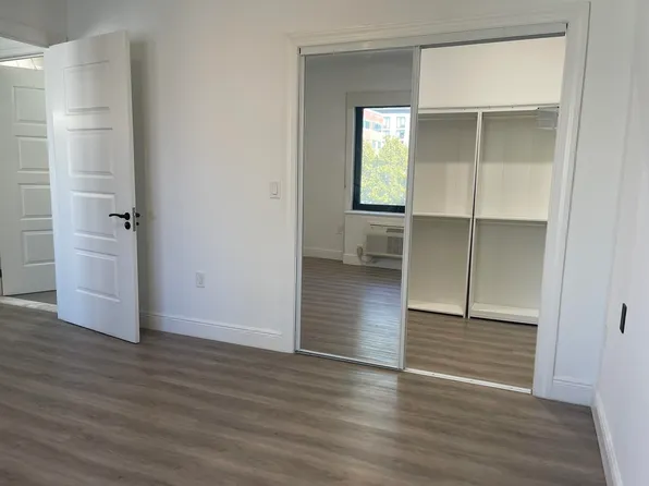 211 Baldwin Avenue image 11 of 20