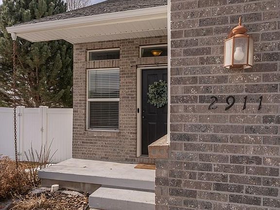5th image of 2911 Lianne St