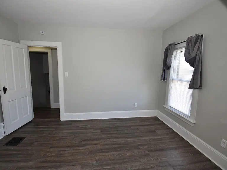 116 N Notre Dame Ave — Photo 21