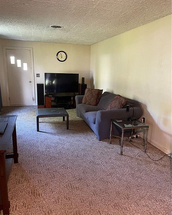 1328 Lake Rd Conneaut, OH, 44030 Apartments for Rent Zillow