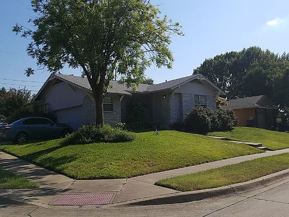 3rd image of 1904 Glenhaven St
