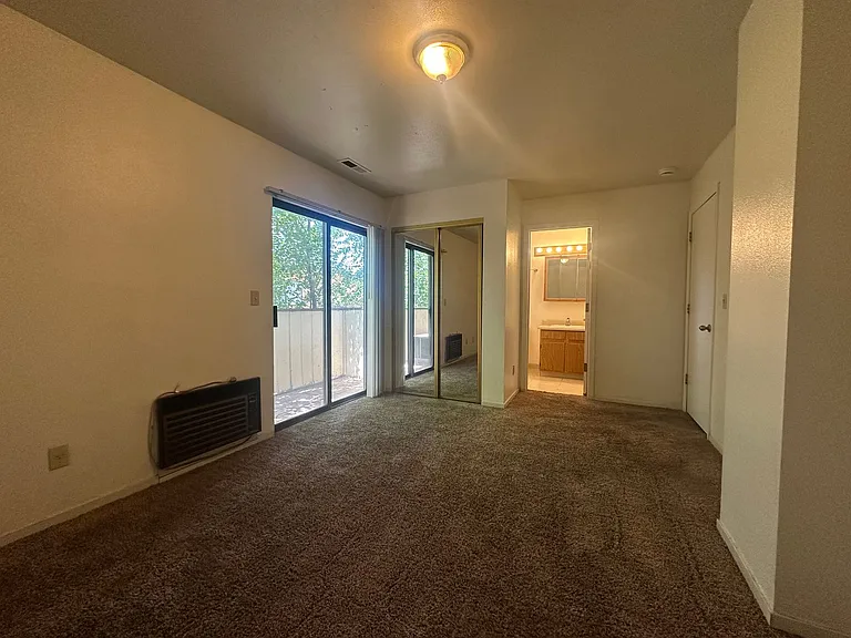 Parkview Villas & Apts — Photo 3