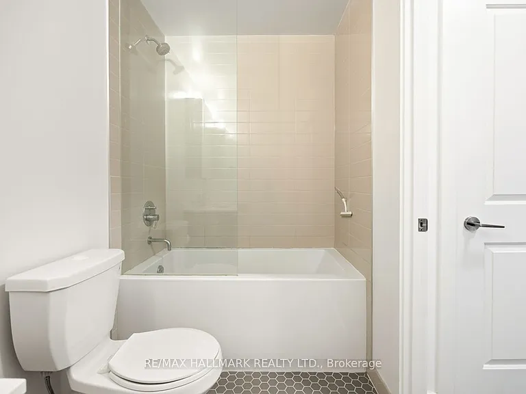 11 Lillian St #1010 — Photo 17