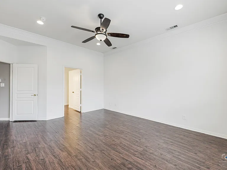 5619 Travis Dr — Photo 22