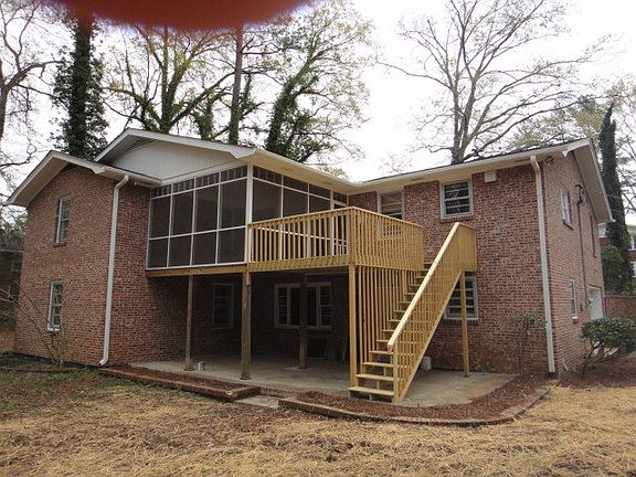 3rd image of 411 Sproles Ave E