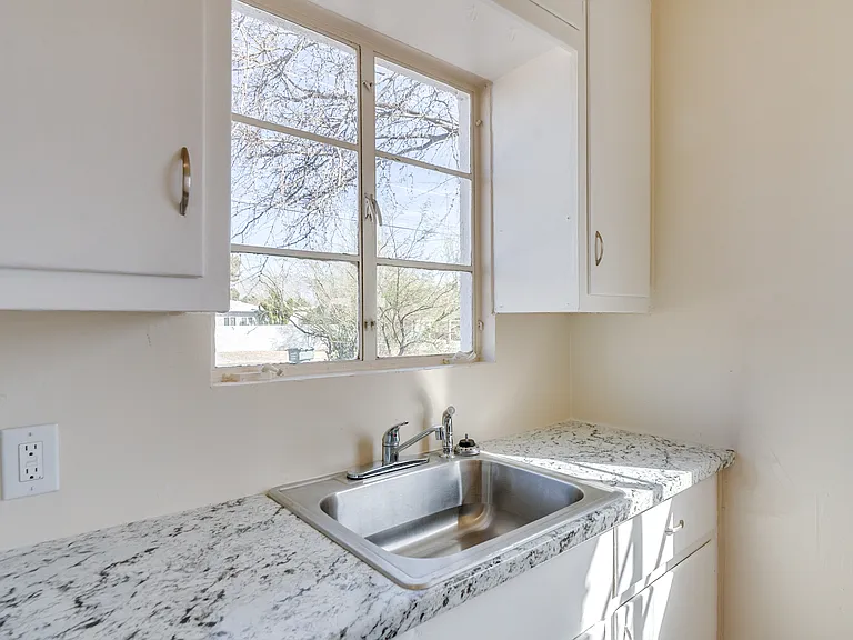 3206 E Bellevue St — Photo 9