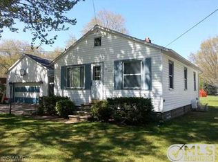 57 N Mill Iron Rd, Muskegon, MI 49442