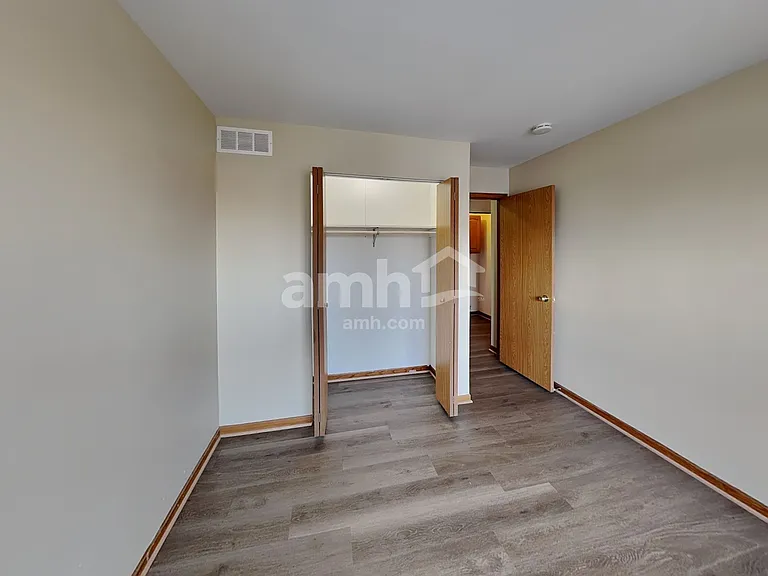 1457 Root St — Photo 15