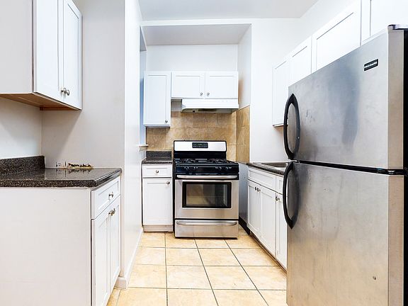3rd image of 146 W 111th St #C2