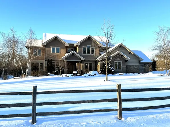 S24W33452 Sutton Ridge COURT, Dousman, WI 53118