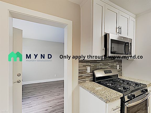 3rd image of 1626 27th St APT 9