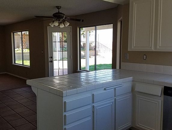 5th image of 4707 Brisa Dr