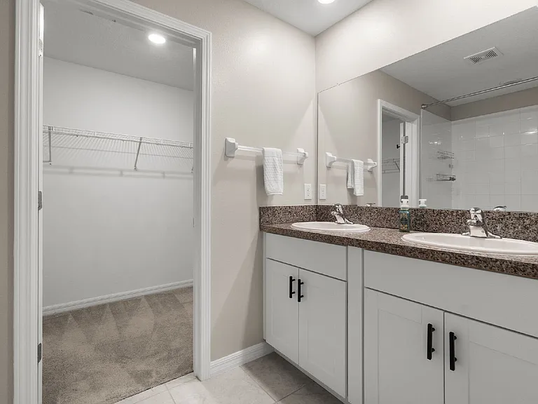 4529 Eternal Prince Dr — Photo 23