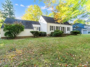 35690 Solon Rd, Solon, OH 44139