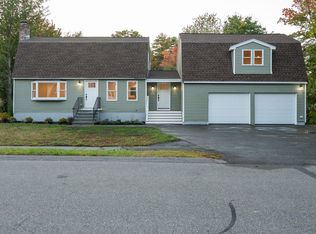 8 Arbella Dr, Beverly, MA 01915