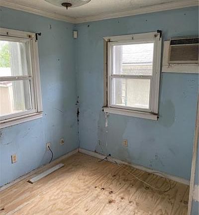 3rd image of 9412 Fig St