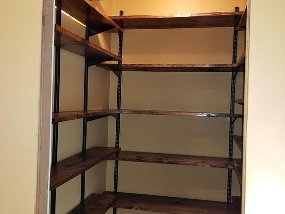 4th image of 308 E Main St