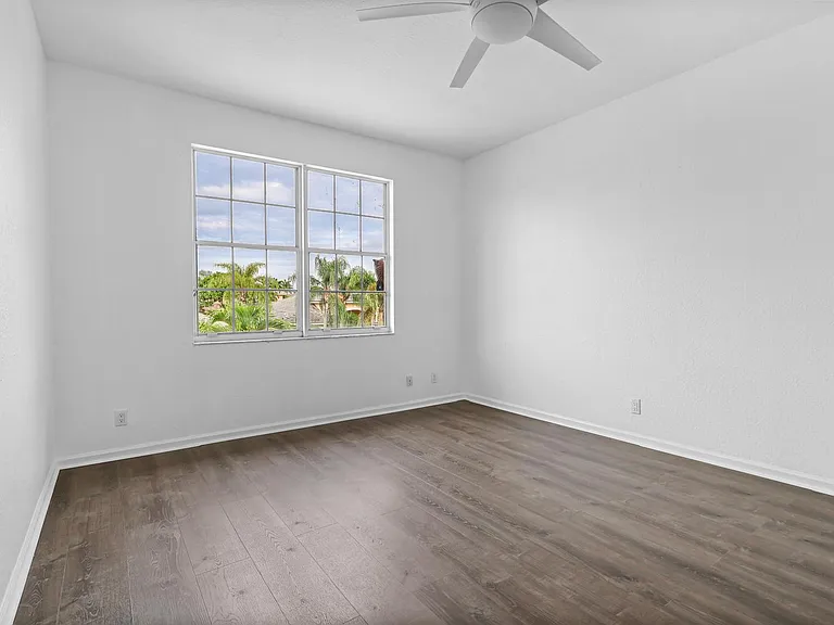 1831 Waldorf Dr — Photo 58