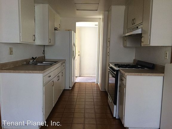 4th image of 6450 Hayward Way