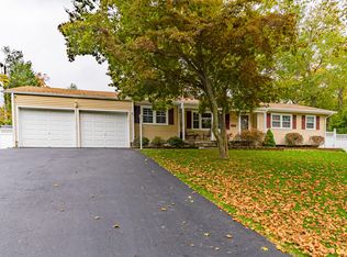 320 Cokes Dr, Toms River, NJ 08753